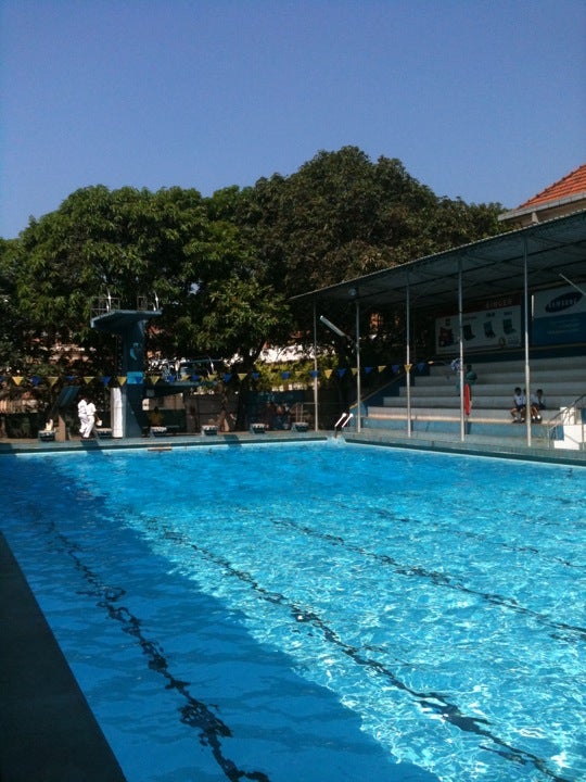 RC Swimming Pool